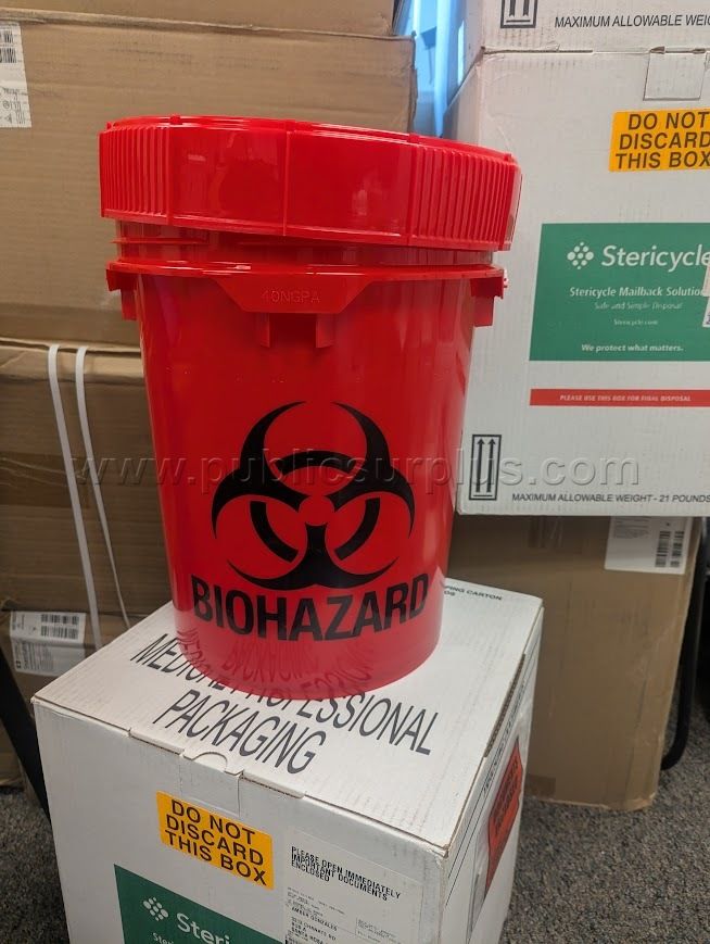 Stericycle 5 gallon Soft Waste Container 5GWMV5 LOT Q(8) — photo 1