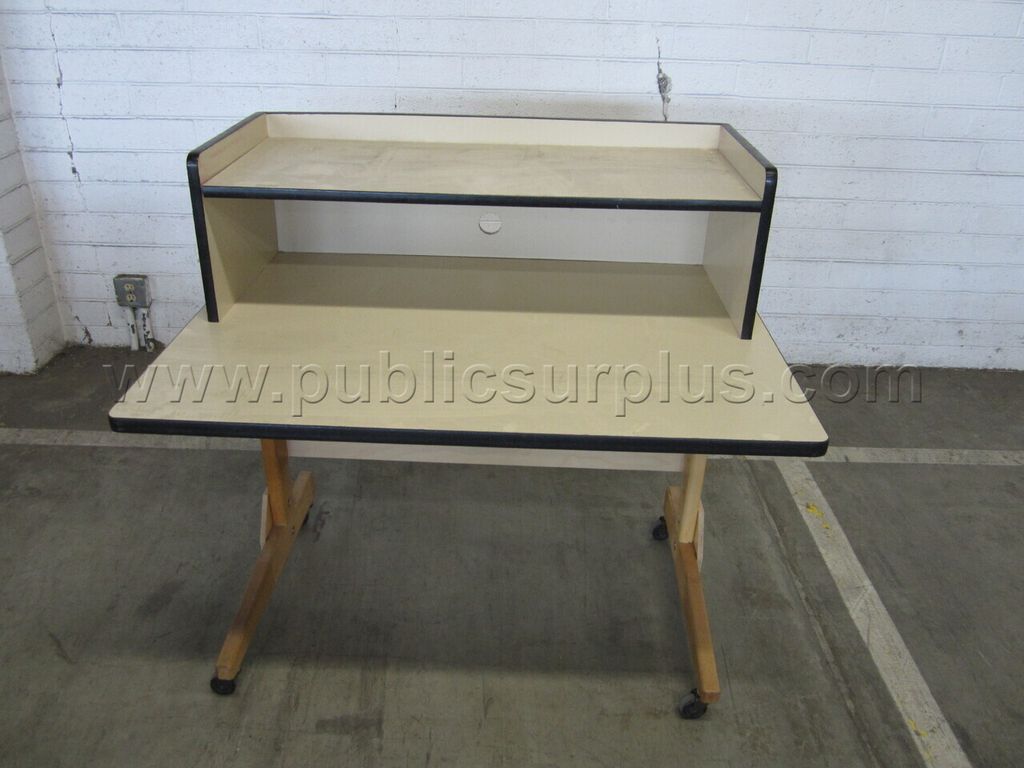 PORTABLE COMPUTER DESK (43585) — photo 1