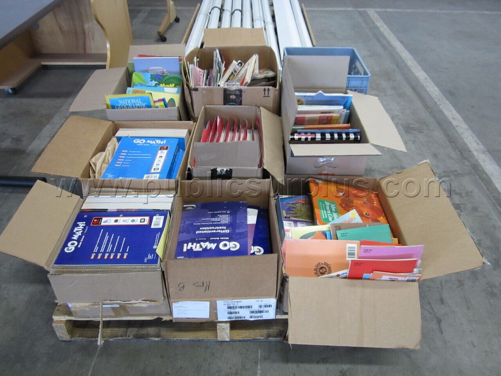 BOOKS (43592) — photo 1
