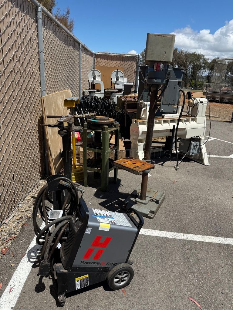 Miscellaneous shop class tools and equipment — photo 1