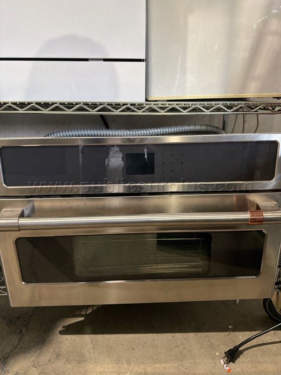 Café Pro Steam/Convection Oven - APPLIANCE — photo 1