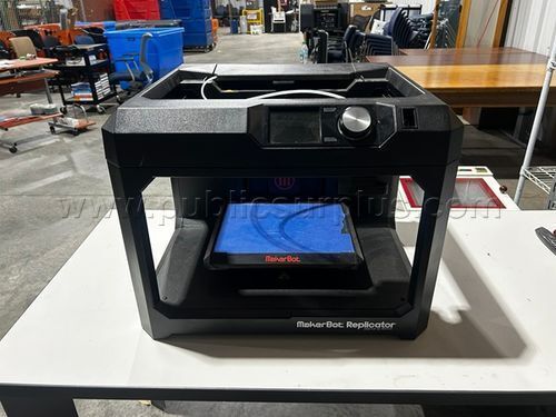 MakerBot Replicator Desktop 3D Printers 5th Generation (219849 NB) — photo 1
