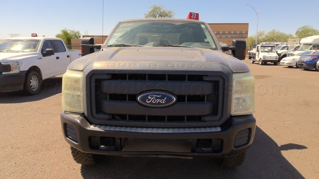 AZGF - V3749 - 2016 FORD F250 PICKUP 3/4T CRW CB SHRT BD 4X4 V8 FFV — photo 1