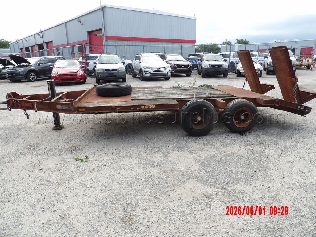 1992 Custom Trailer — photo 1