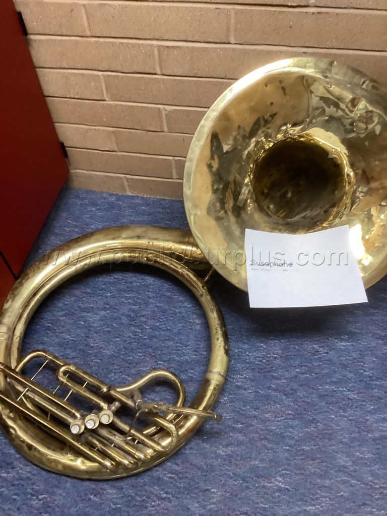 ELK HART SUSAPHONE — photo 1