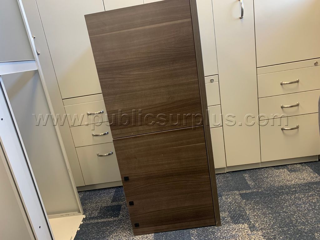 (2) Wall Cabinets — photo 1