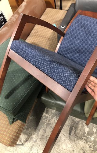 Chairs (221320 AJ) — photo 1