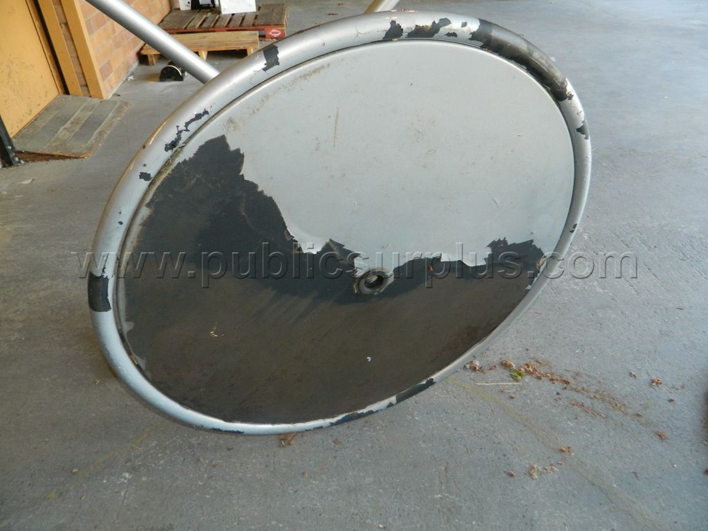 2 OUTDOOR STEEL TABLES 42" DIAMETER — photo 1
