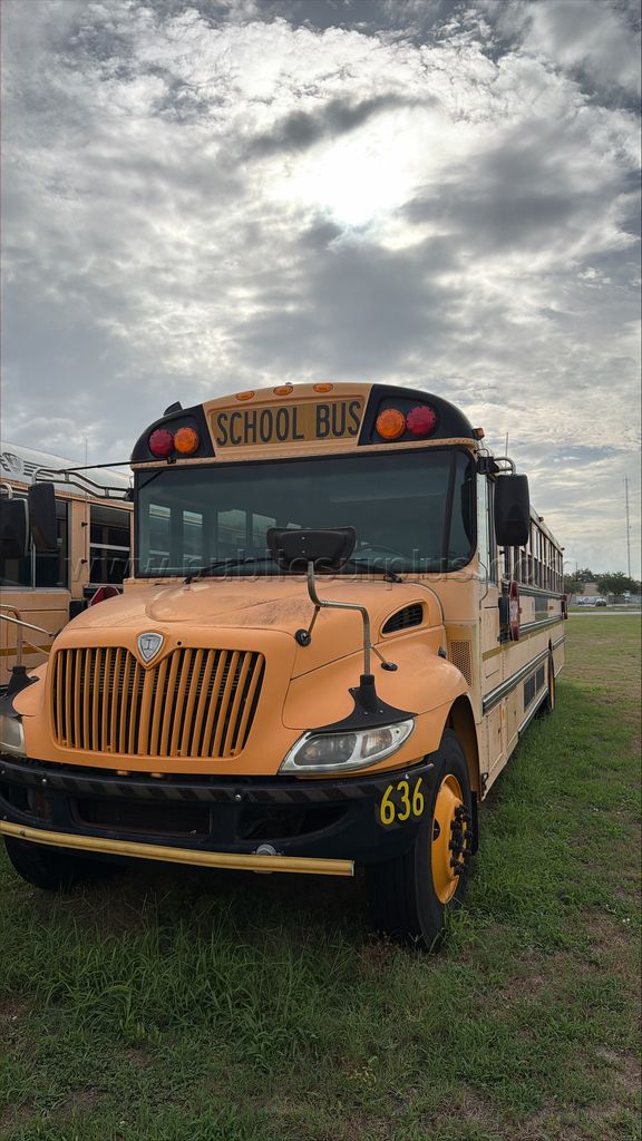 School bus - photo 1