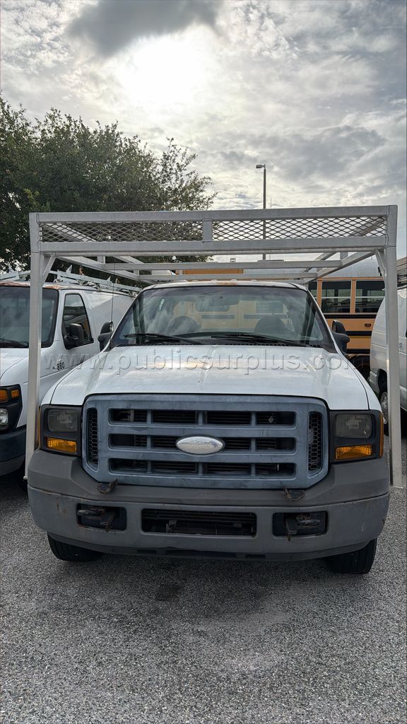 WORK TRUCK - photo 1
