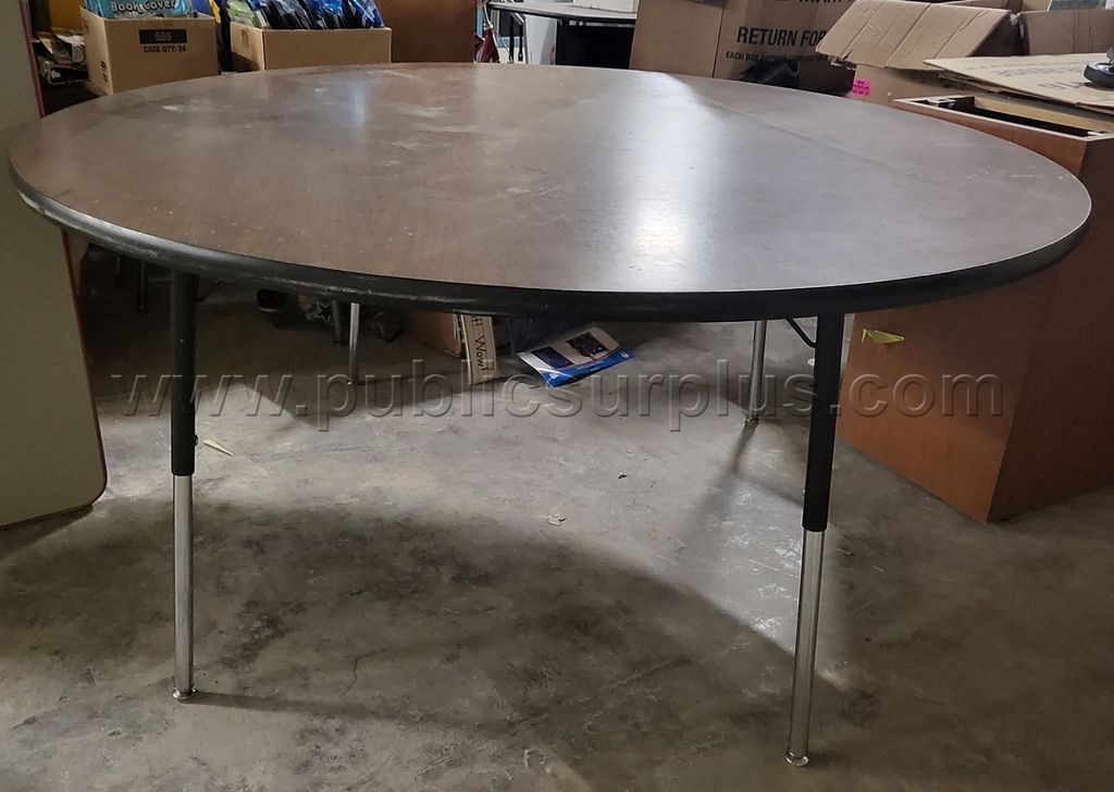 #1 Round Table — photo 1