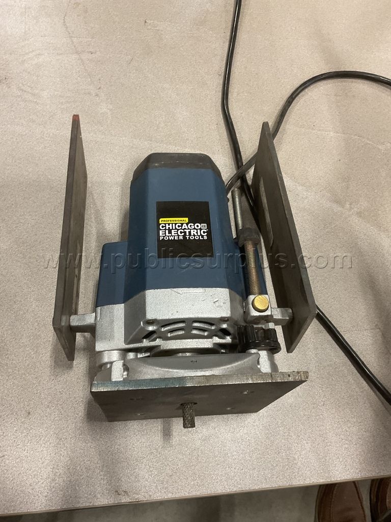 PLUNGE ROUTER - photo 1