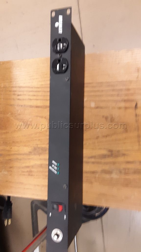 LEVITON SURGE PROTECTOR — photo 1