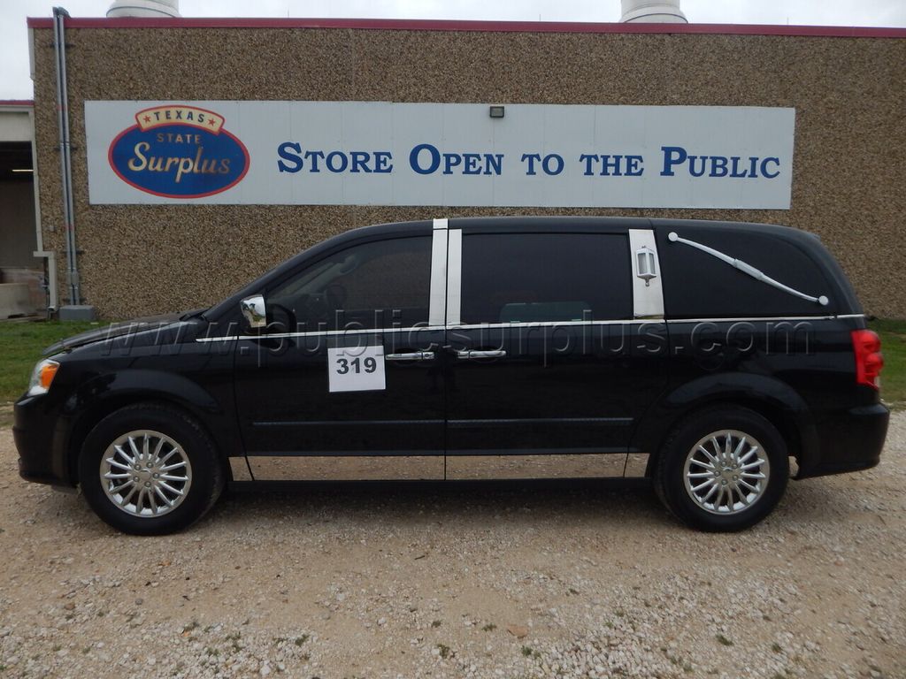 Lot 319 - 2016 Dodge Grand Caravan - 2C4RDGBGXGR366465 — photo 1