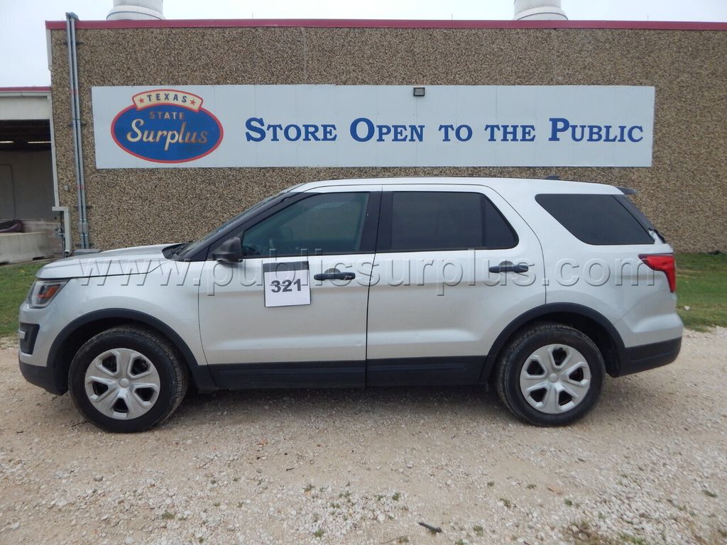 Lot 321 - 2019 Ford Explorer - 1FM5K8AR0KGB24237 — photo 1