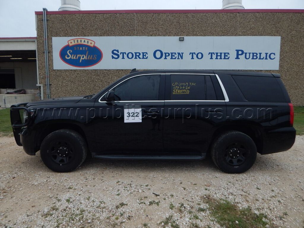 Lot 322 - 2017 Chevy Tahoe K-9 Unit - 1GNLCDEC6HR380846 — photo 1