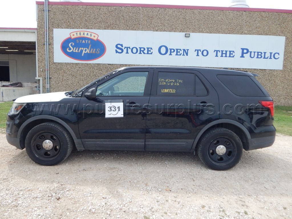 Lot 331 - 2019 Ford Explorer - 1FM5K8AT8KGB24305 — photo 1