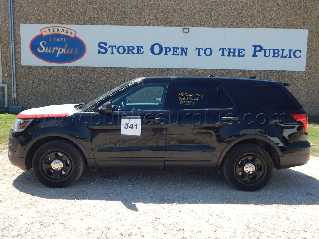 Lot 341 - 2017 Ford Explorer - 1FM5K8AT5HGE42505 — photo 1