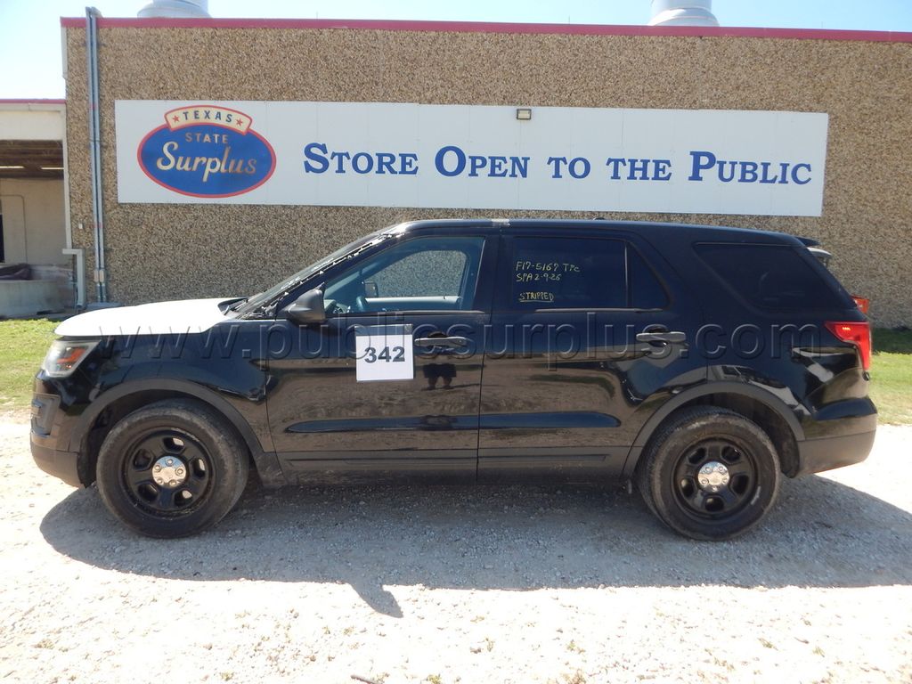 Lot 342 - 2017 Ford Explorer - 1FM5K8AT5HGE30659 — photo 1