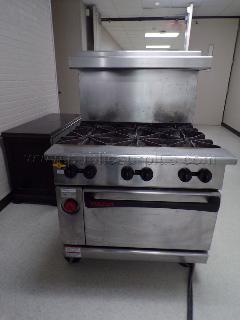 6 Burner Commercial Gas Range/Oven — photo 1