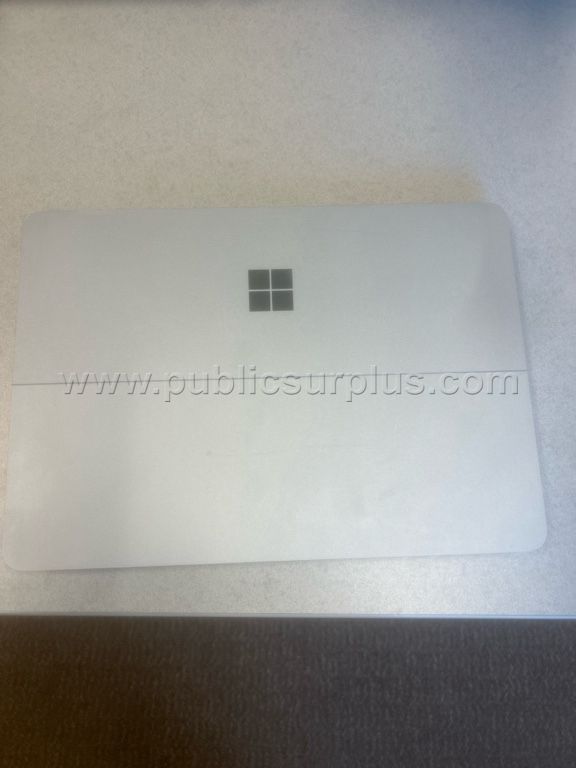 Surface Laptop Studio — photo 1