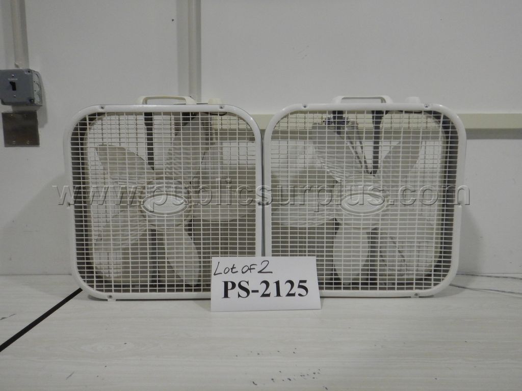 Box Fans - Lot of 2 - SEE VIDEO — photo 1