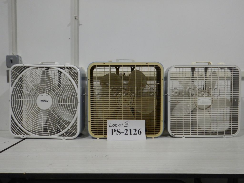 Box Fans - Lot of 3 - SEE VIDEO — photo 1