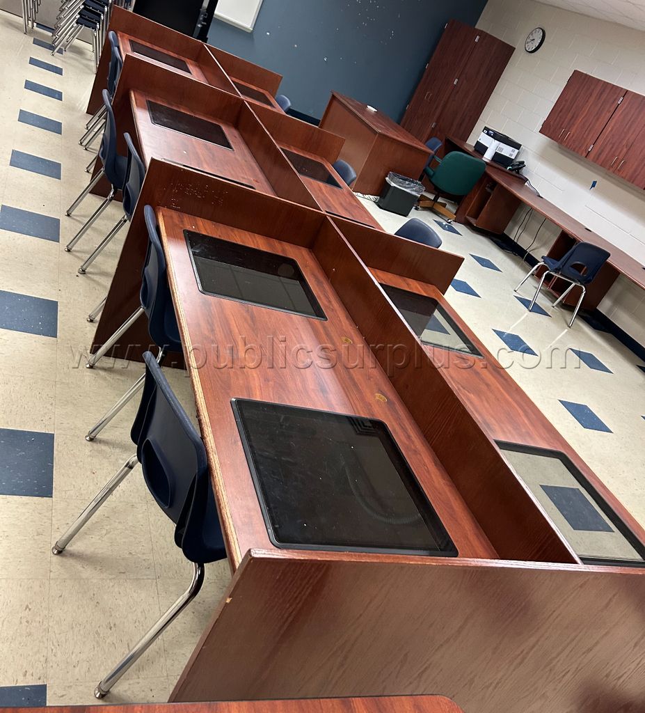 Grouped Desk Set (6 linked together) — photo 1