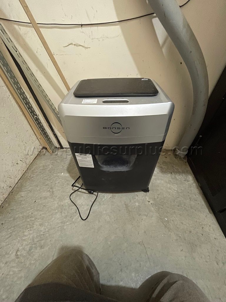 Paper Shredder — photo 1