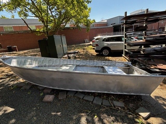 14FT Aluminum Skiff — photo 1