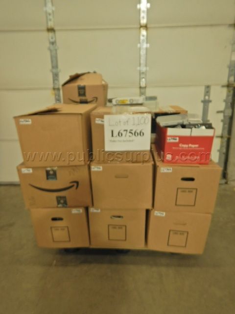 Miscellaneous Computer & Electronic Accessories* - Lot of 1,100 — photo 1