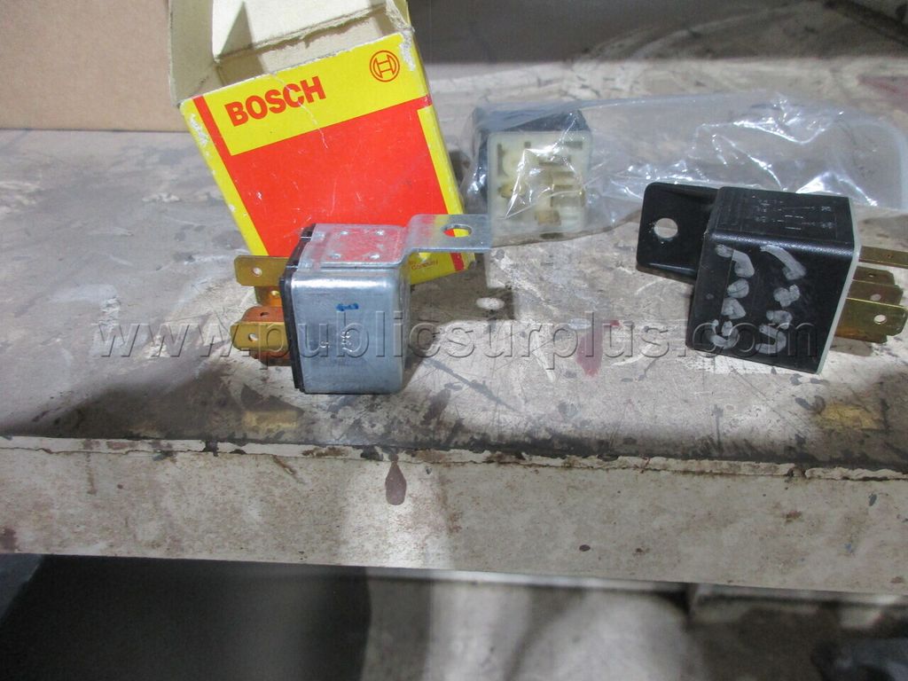 Bosch 24V Trailer Plugs — photo 1