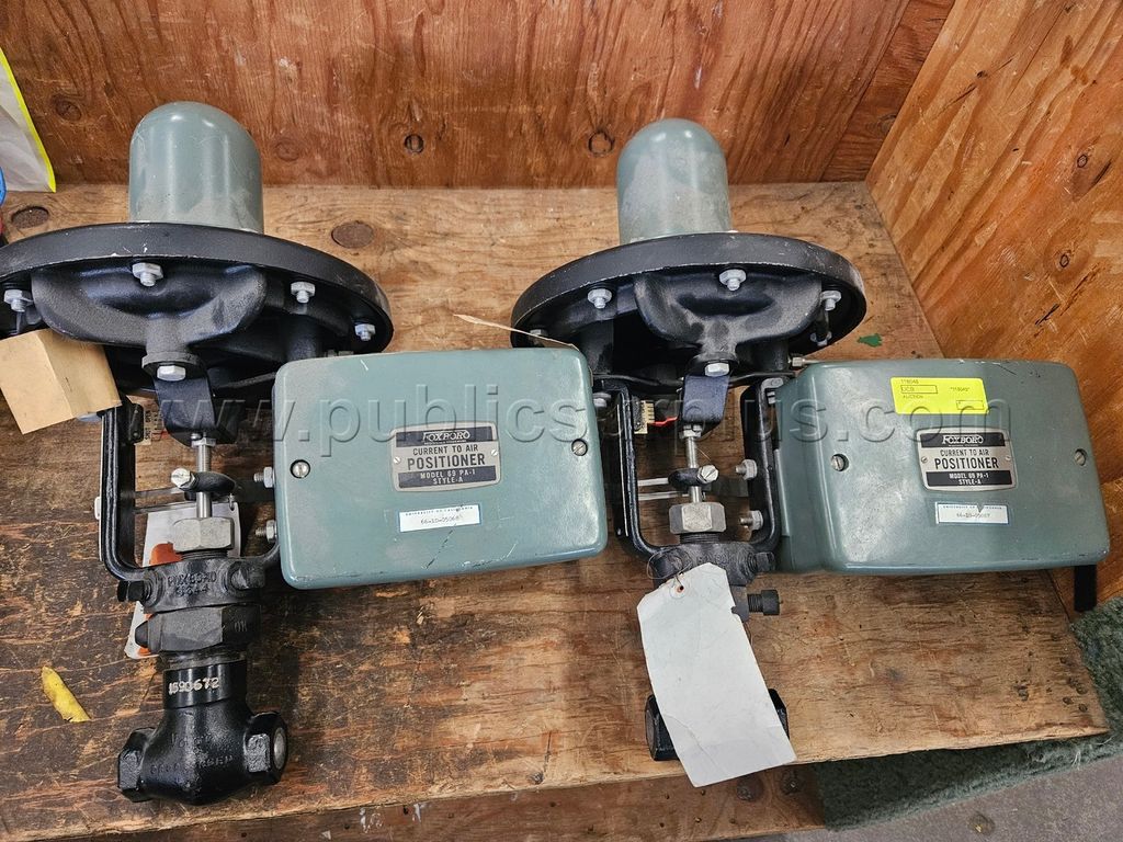2 - Foxboro Current to Air Positioner 69 PA-1 (118046) BID IS PER ITEM — photo 1