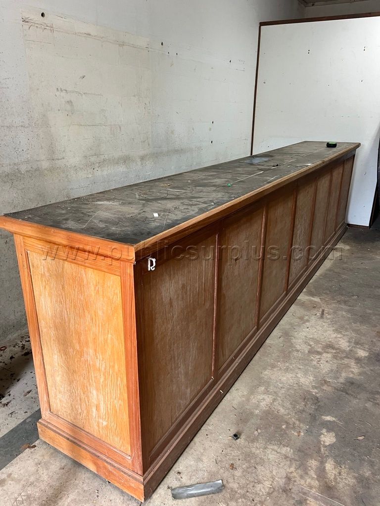 Bar/buffet on wheels — photo 1