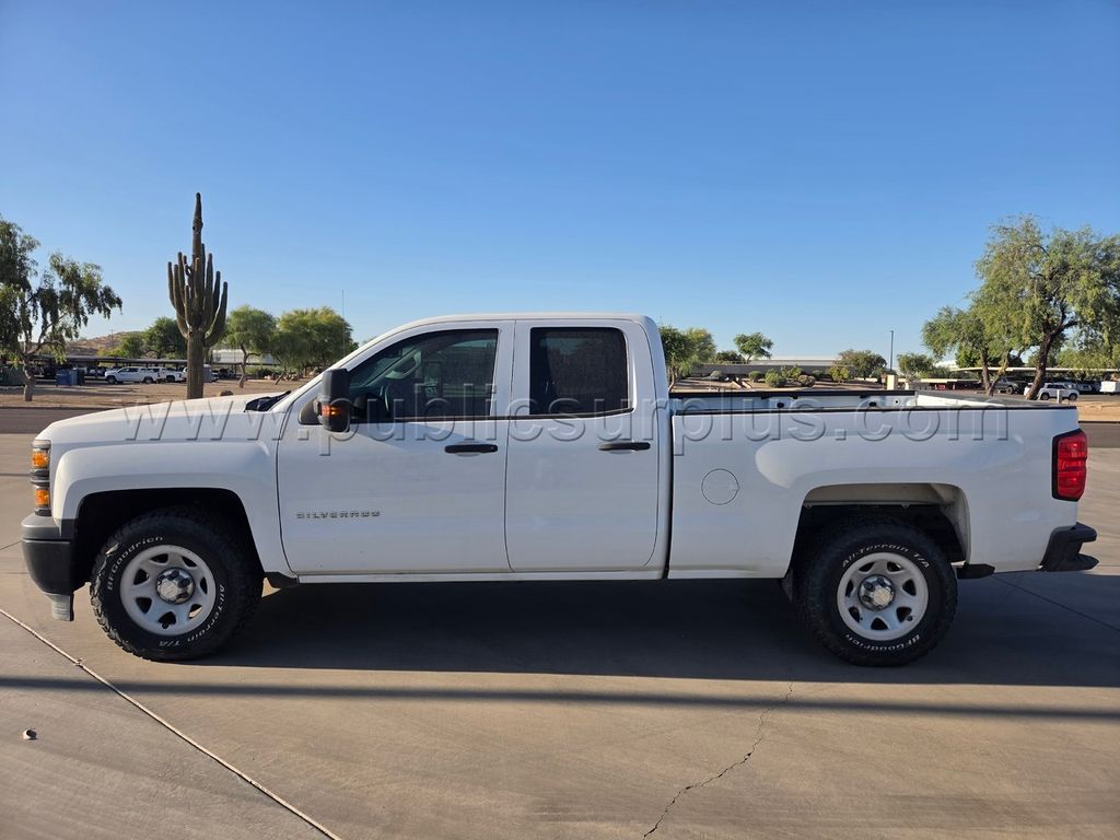 2015 Chevy 1500 Double Cab 4X2 Short Bed — photo 1