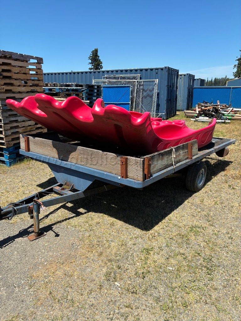 Trailer and Slide — photo 1