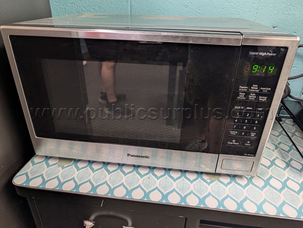 Panasonic 1.3cu ft Microwave NN-SB646S — photo 1