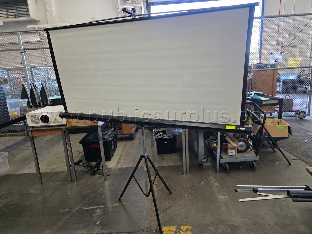 Quartet Projection Screen (118383) — photo 1