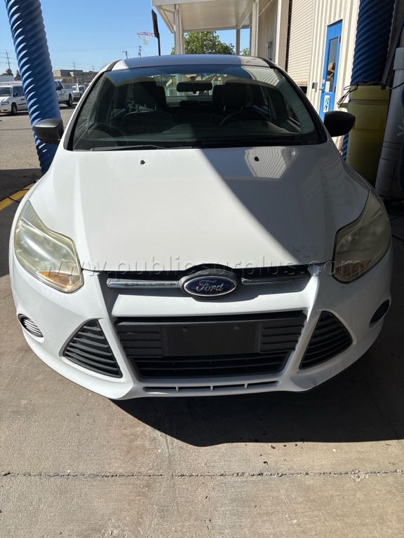2013  FORD FOCUS S 4 DR SEDAN             (13-29) - photo 1