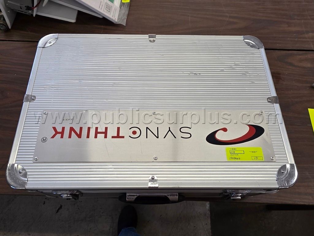 35 - SyncThink Eye-Sync Portable Case (118391) BID IS PER CASE - photo 1