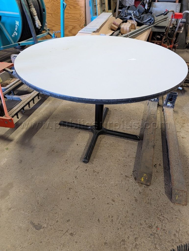 48" round table 30" height — photo 1