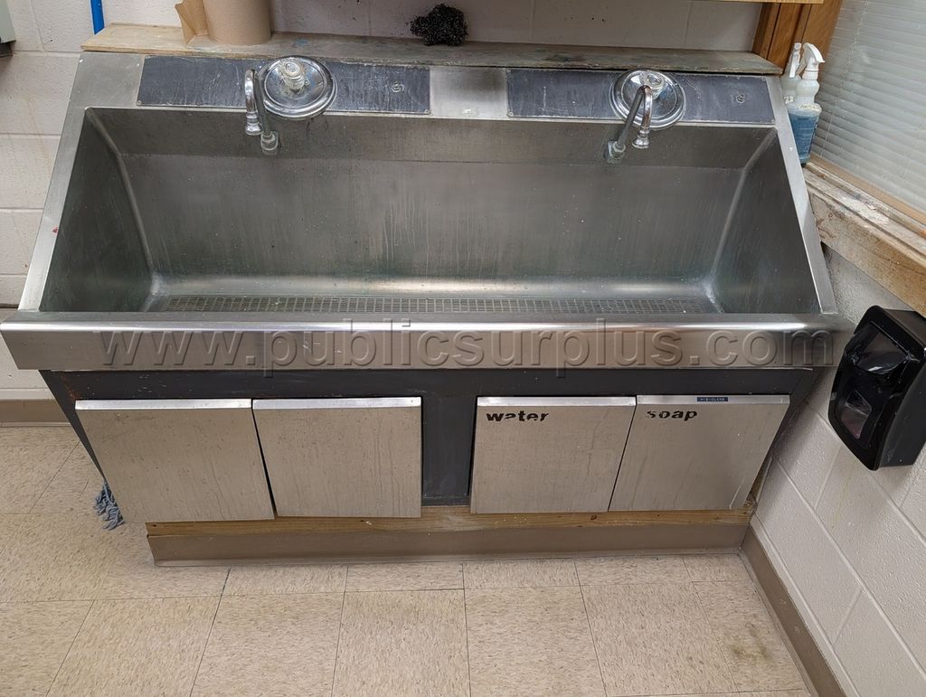 stainless steel washinig basin — photo 1