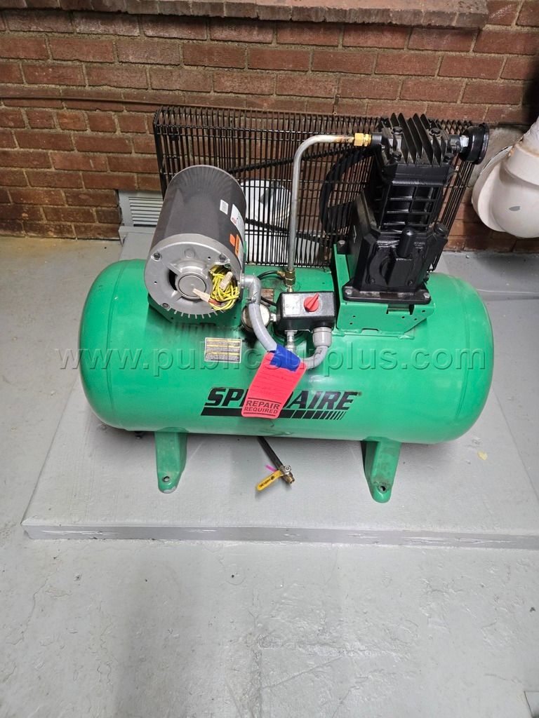 Speedaire Air Compressor - photo 1