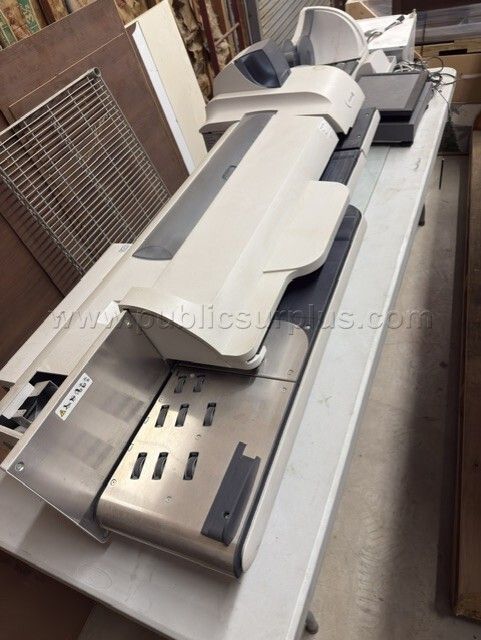 Pitney Bowes Mailing Machine — photo 1