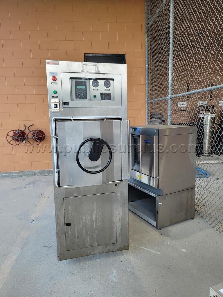 PW-26-099-GLASSWARE WASHER-LABCONCO/TUTTNAUER AUTOCLAVE — photo 1