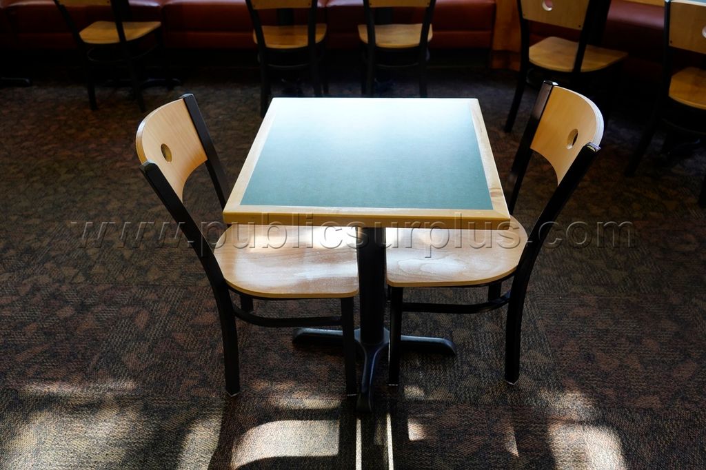 (1) Table (2) Chairs — photo 1