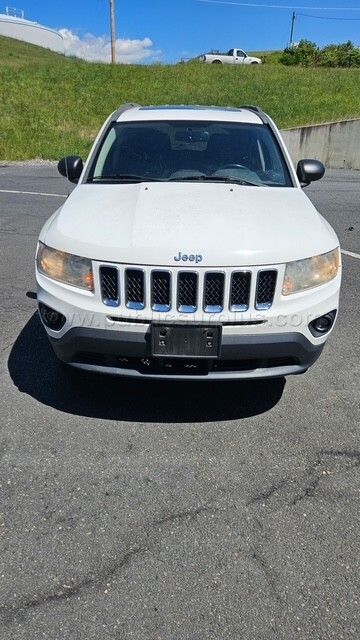 2011 JEEP COMPASS — photo 1
