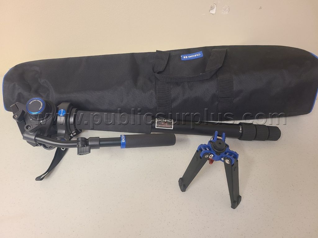 Benro Monopod — photo 1