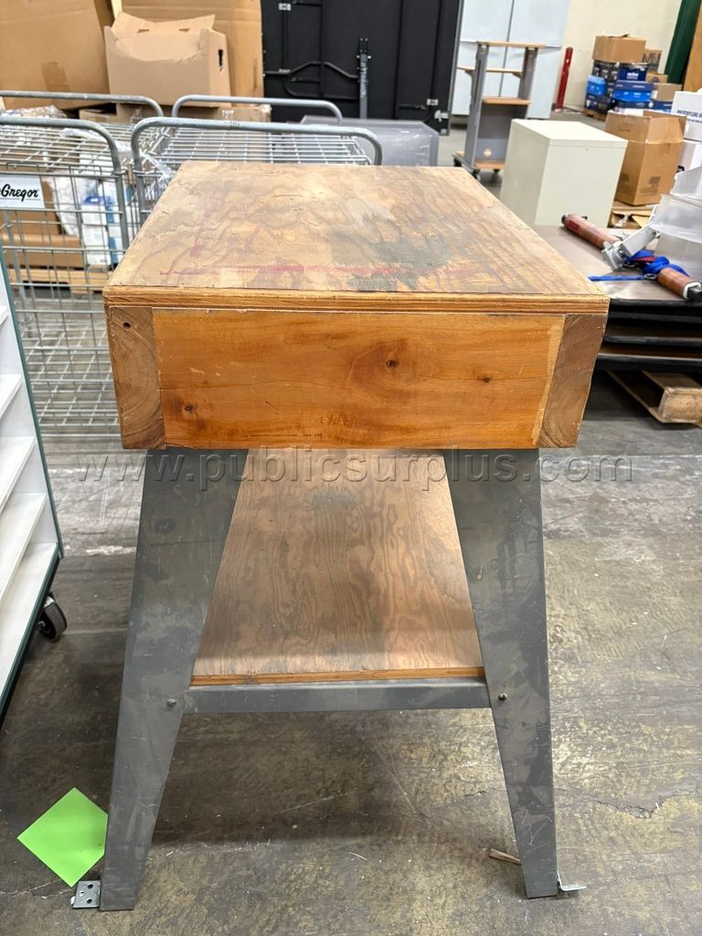 Work Bench — photo 1