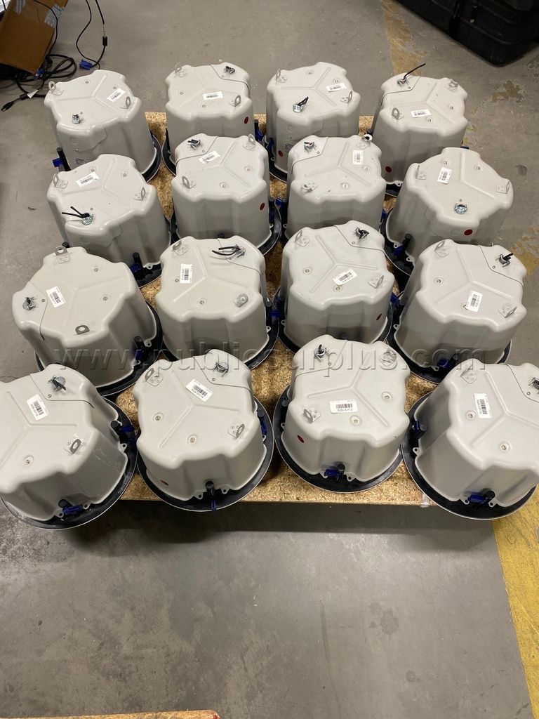 Pallet of [16] Crestron SAROS IC8T-W-T Ceiling/Wall Speakers - OL - FF6 — photo 1